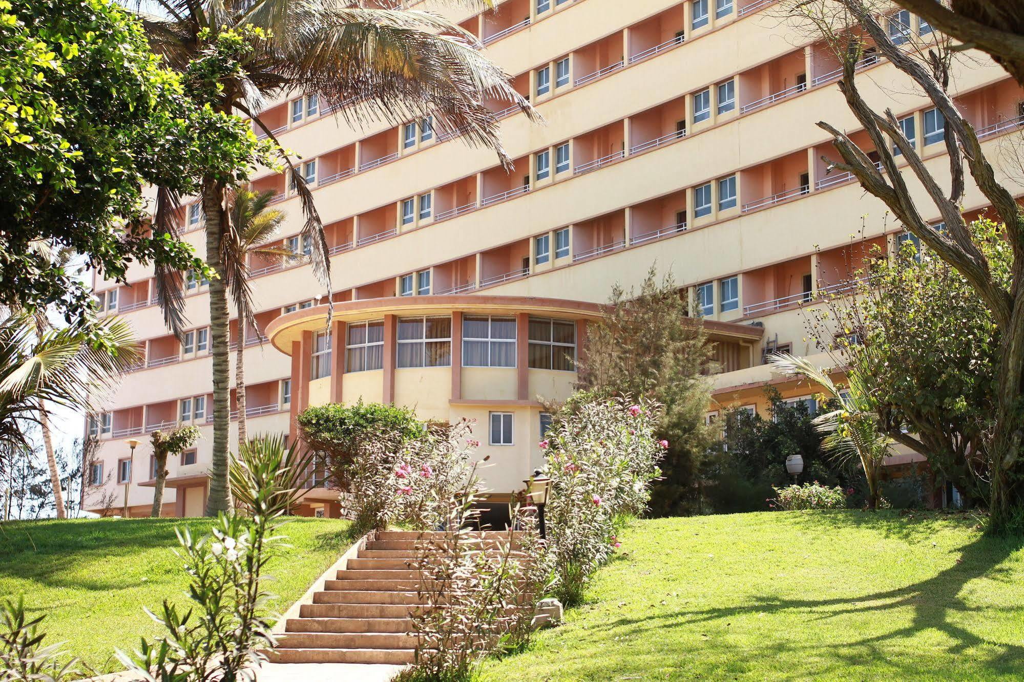 Ngor Diarama Hotel Дакар Екстериор снимка
