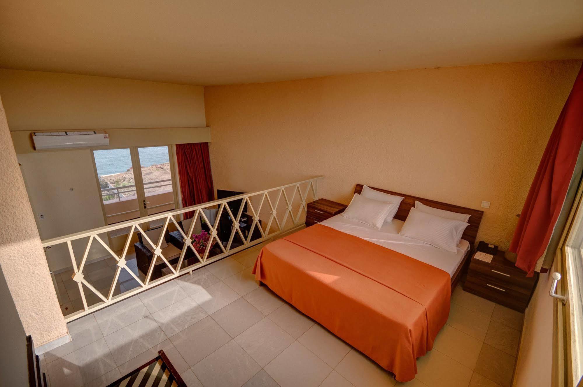 Ngor Diarama Hotel Дакар Екстериор снимка