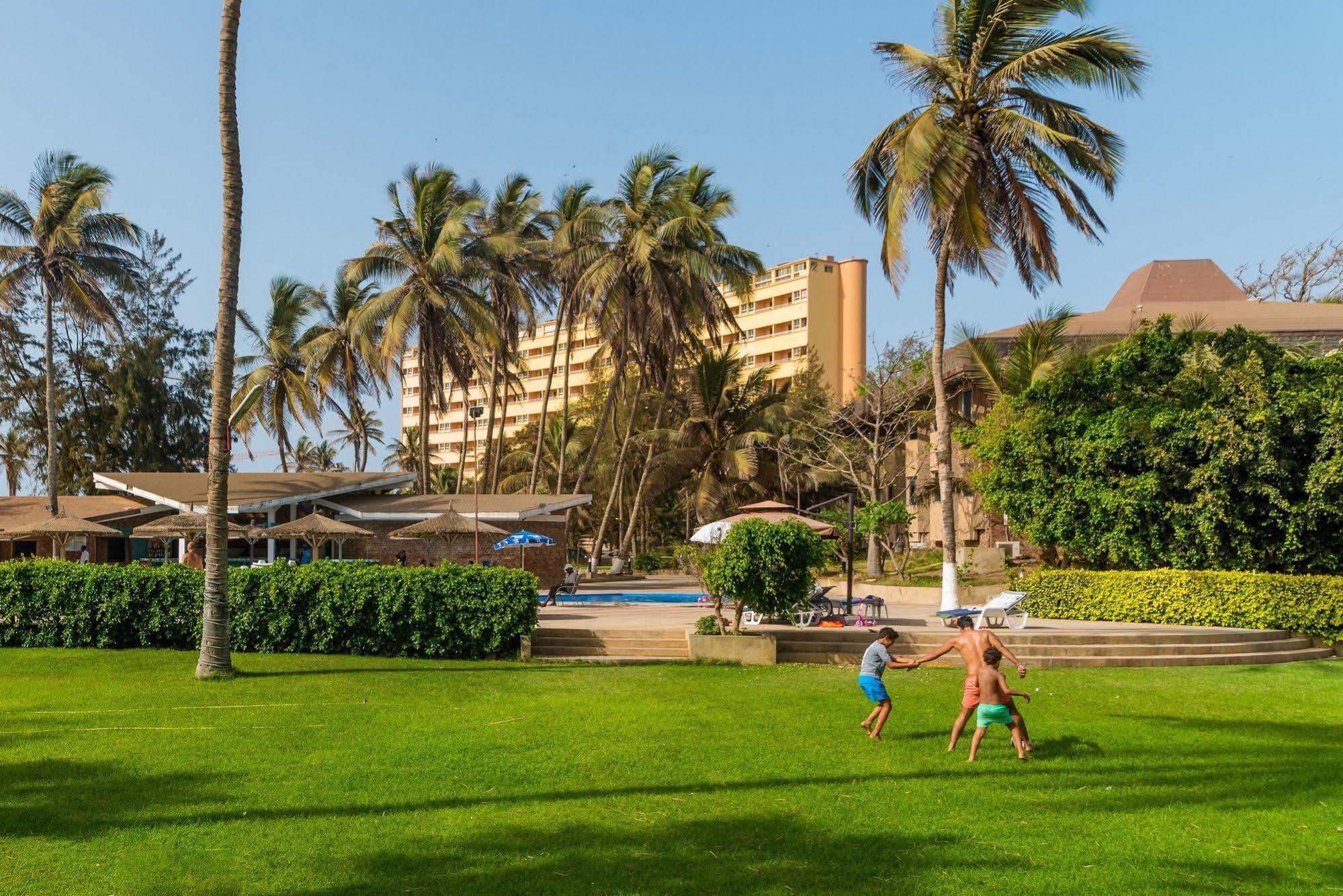 Ngor Diarama Hotel Дакар Екстериор снимка